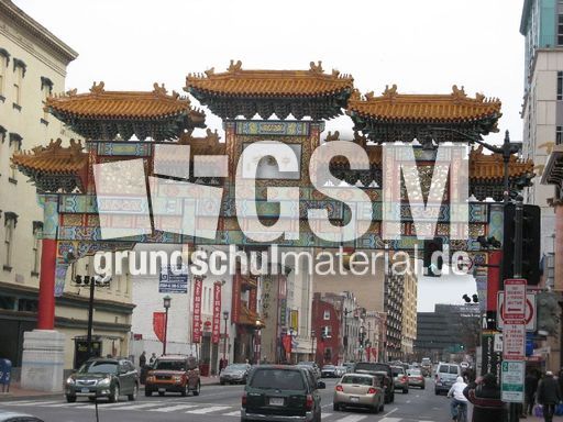 083 China Town, Friendship Archway.JPG